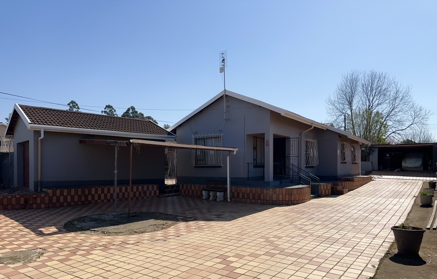 3 Bedroom Property for Sale in Northcrest Eastern Cape